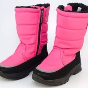 ❗️*KHOMBU* Snow Boots With Faux Fur Lining ❗️